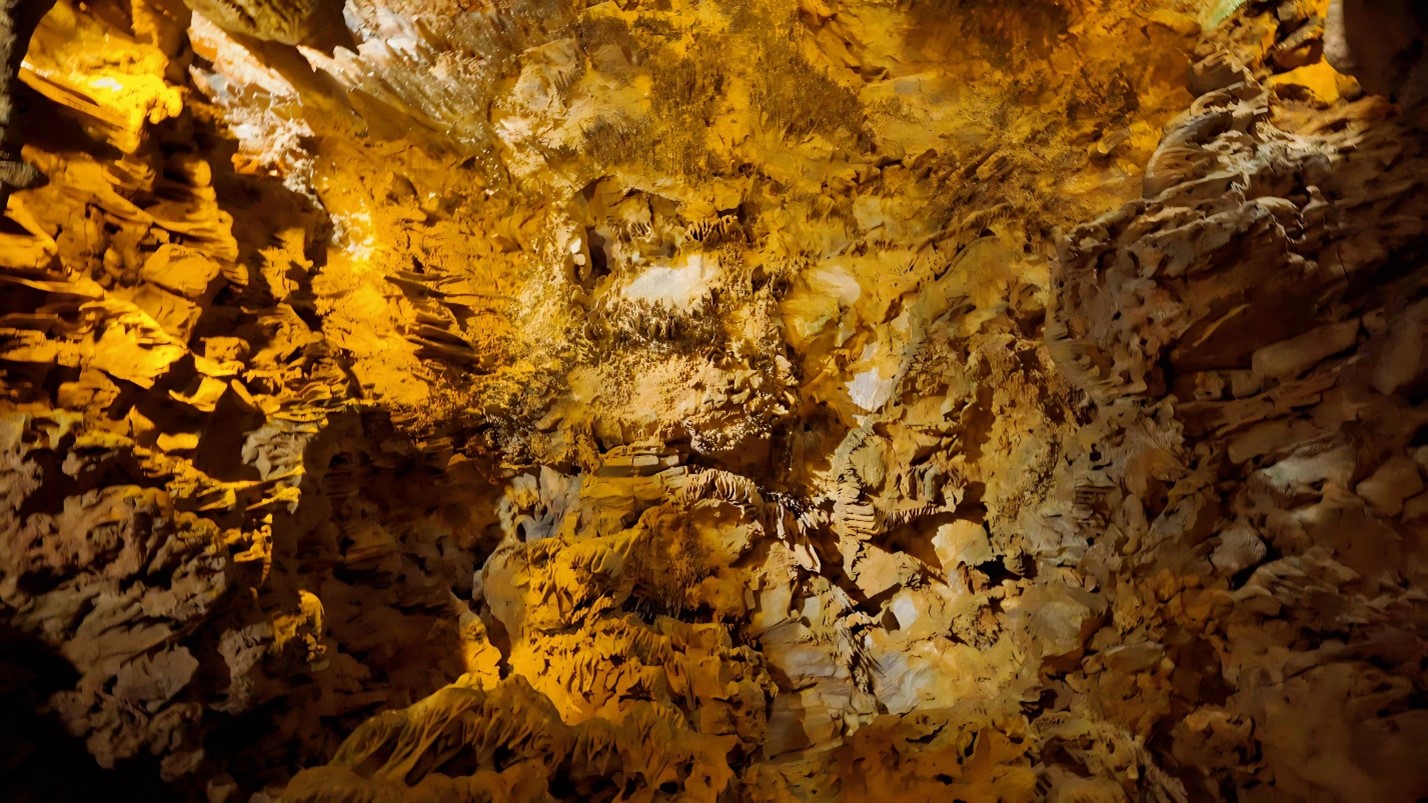 Damlatash cave 1